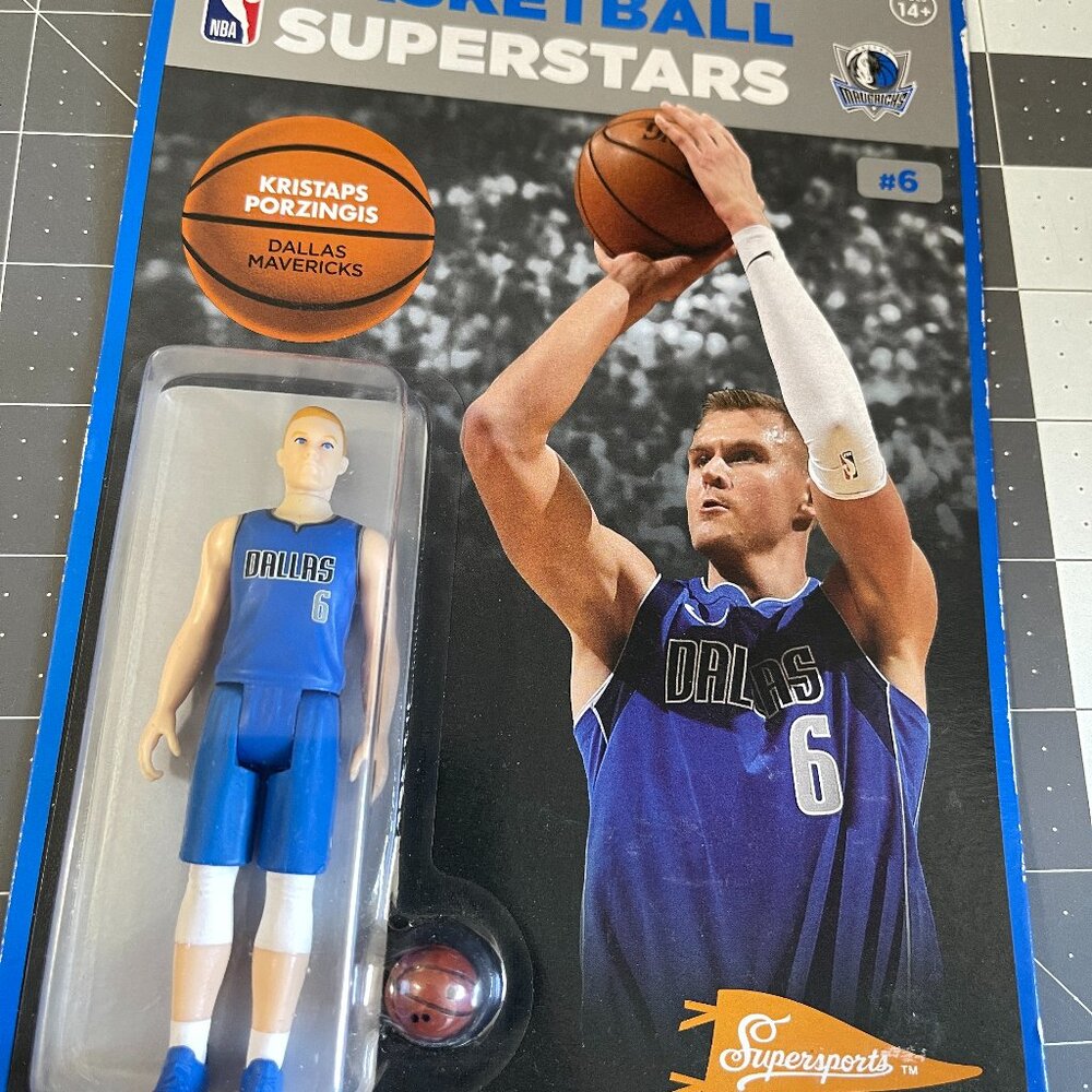 Super7 NBA Dallas Mavericks Kristaps Porzingis Reaction Figure - New Sealed